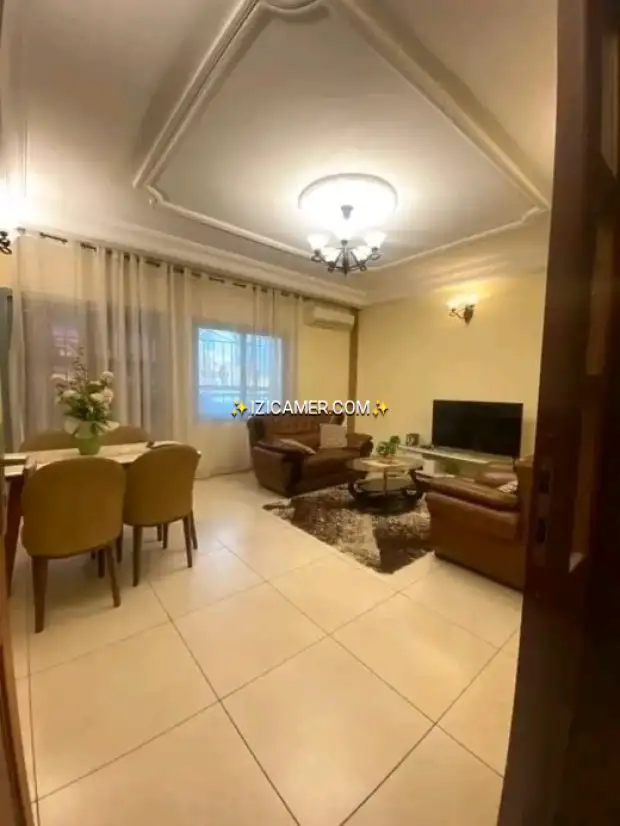 Appartement très haute standing a louer a bonapriso avec piscine groupe électrogène etc.. | IZICAMER