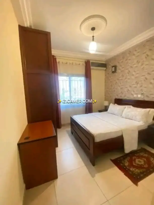 Appartement très haute standing a louer a bonapriso avec piscine groupe électrogène etc.. | IZICAMER