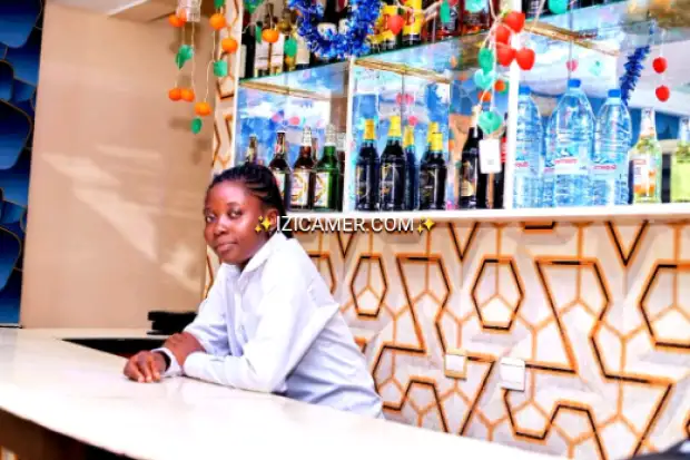 Nous recrutons pour un hôtel à Douala 4 employés de sexe féminin et masculin au sein d'un hôtel | IZICAMER