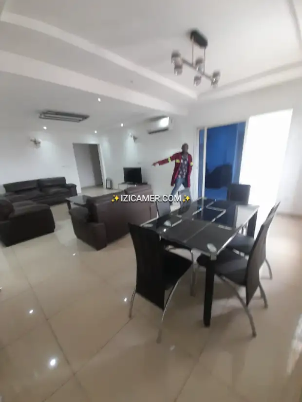 Magnifique appartement haute standing a louer a akwa avec groupe électrogène | IZICAMER
