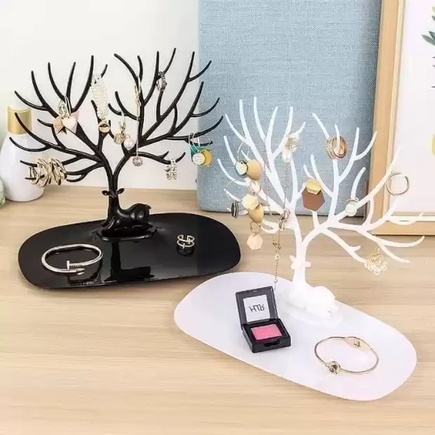 Arbre à bijoux tres pratique