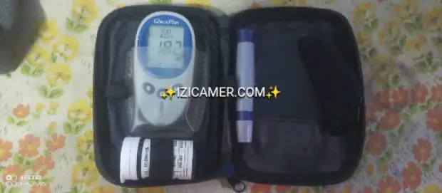 GLUCOMÈTRE en vente. | IZICAMER