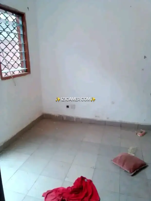 Chambre moderne a louer à ndogbong 35000/mois pour plus d'informations 657811632 https://whatsapp.c | IZICAMER