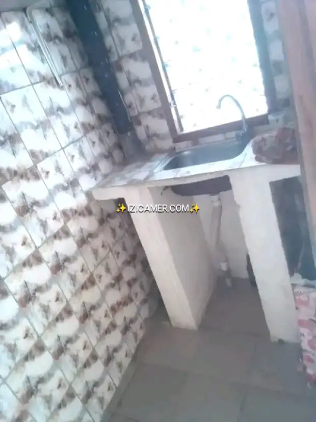 Chambre moderne a louer à ndogbong 35000/mois pour plus d'informations 657811632 https://whatsapp.c | IZICAMER