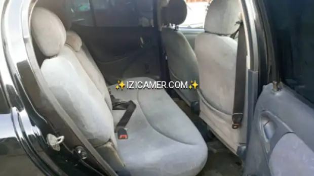 Toyota yaris climatiseurs à revoir volant direct 2002 prix 1.400.000 657811632 | IZICAMER