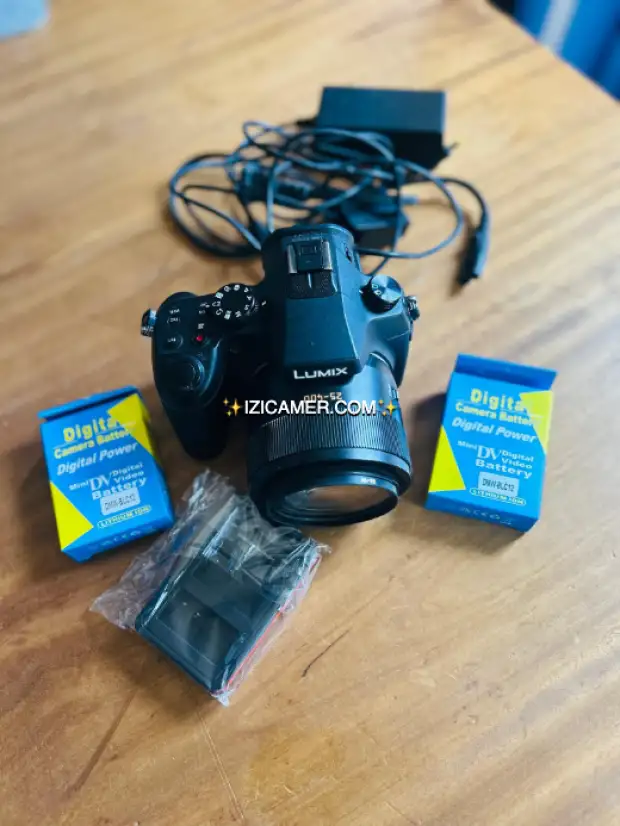 LUMIX DMC-FZ1000