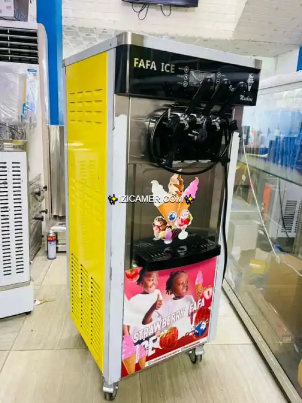 MACHINES A GLACE
