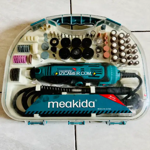 Caisse à outils neuve