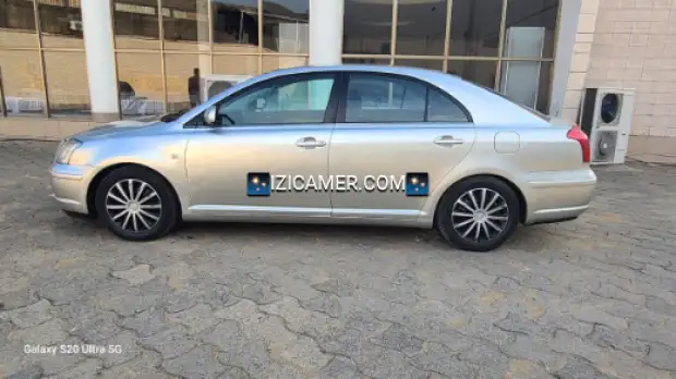Toyota avensis tête de cochon 2008 très propre occasion Allemagne | IZICAMER
