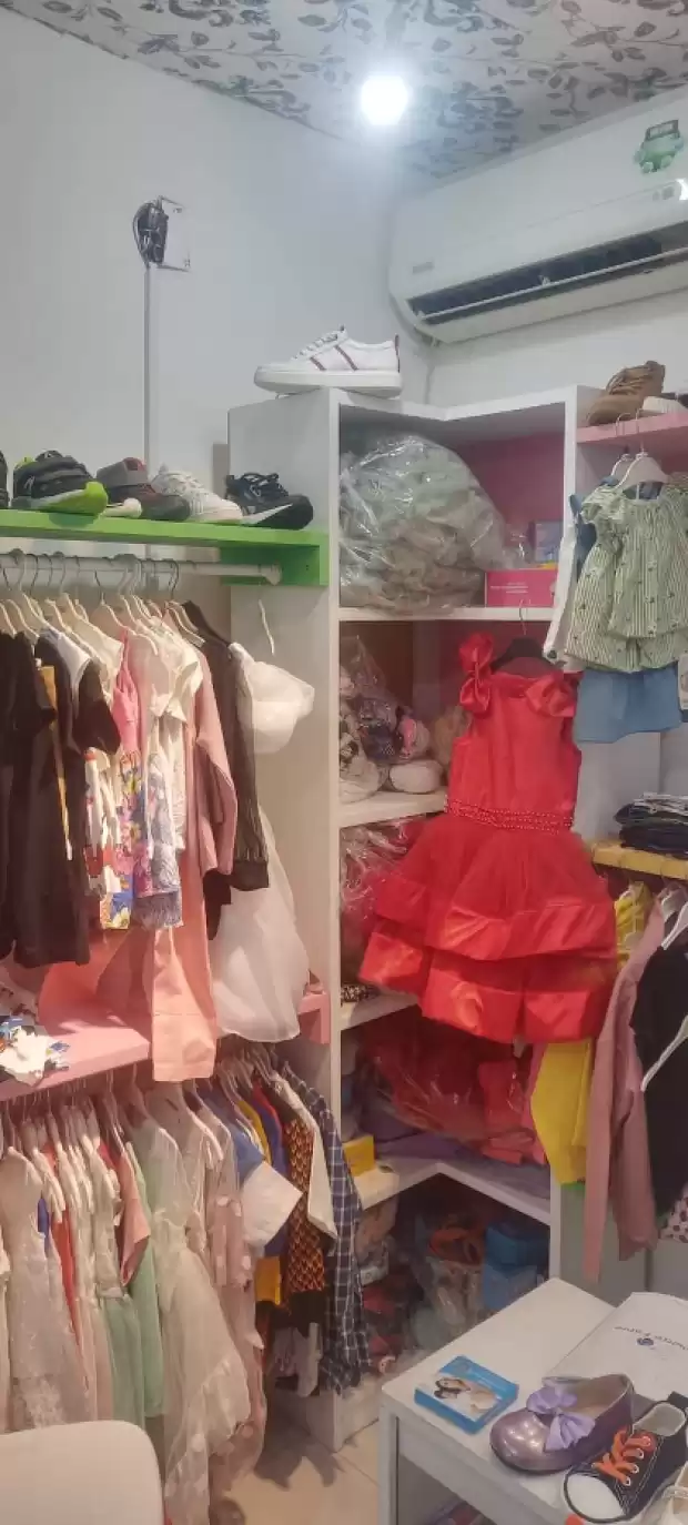 Fond de commerce vêtements enfants | IZICAMER