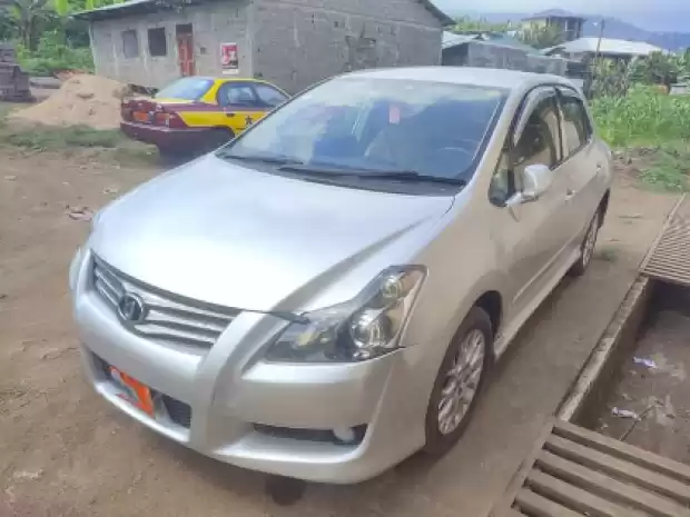 Toyota blade | IZICAMER