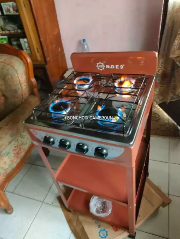 Plaque à gaz cuisinière avec ses deux étagères de rangement | IZICAMER