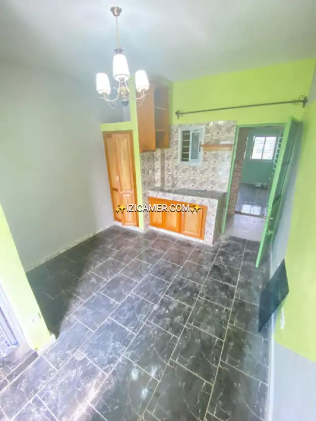 Vastes chambres à louer yassa