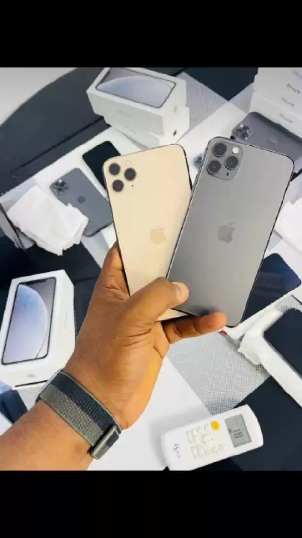Iphone 11 Pro Max 128go de mémoire