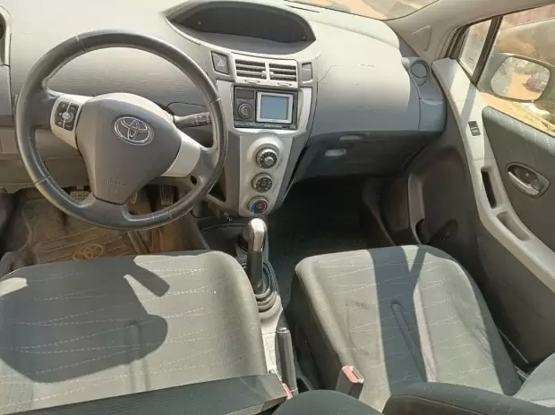 TOYOTA YARIS 2009 | IZICAMER