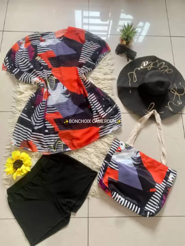 Haut +cycliste + sac +chapeau