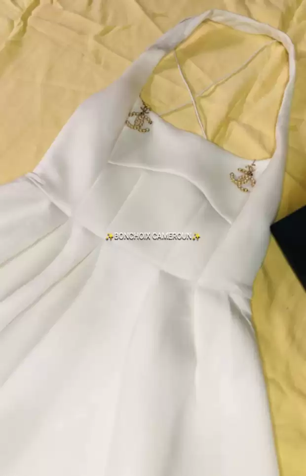 Magnifique Robe by ASOS | IZICAMER