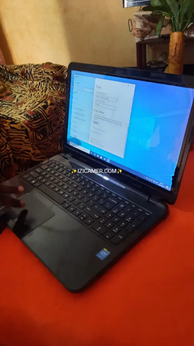 Laptop hp écran fissurés comme sur les photos core i3 4ème génération   DD 500giga   Ram 6giga