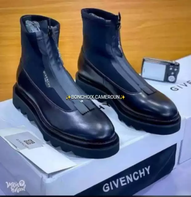 ORIGINALE GIVENCHY