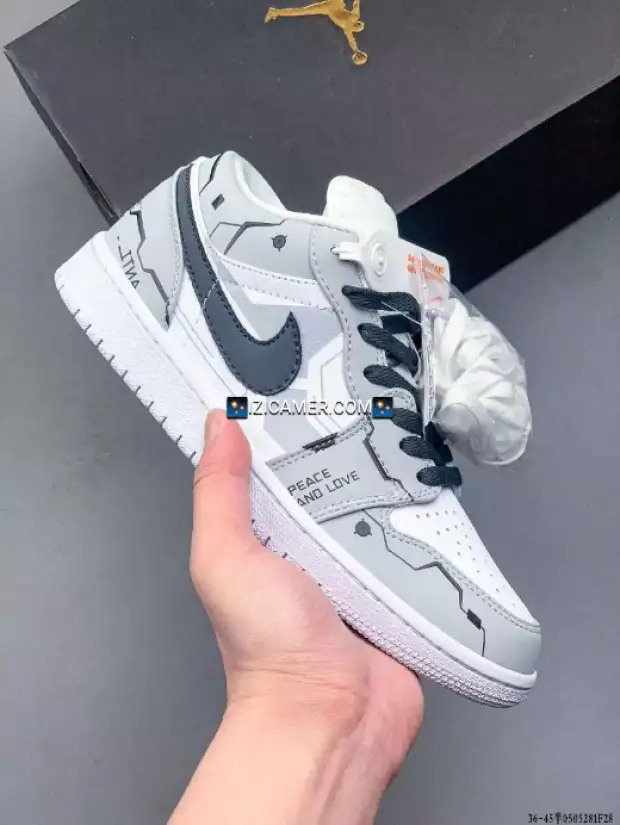Nike Air Jordan 1 | IZICAMER