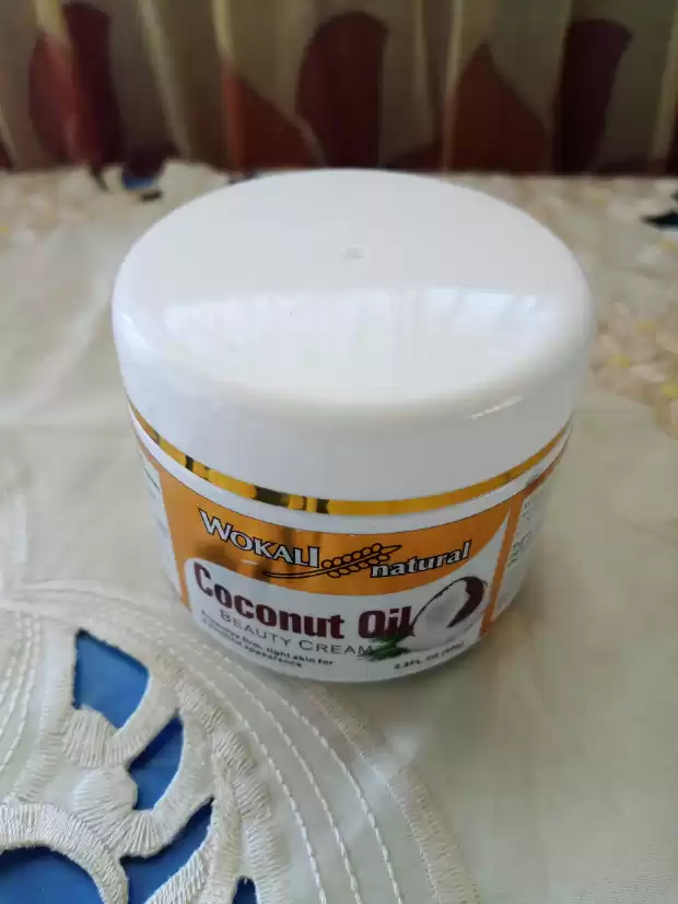 CRÈME DE VISAGES ET SHAMPOING