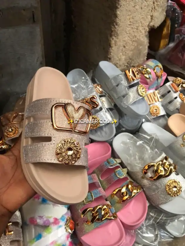 Babouches femmes et enfants