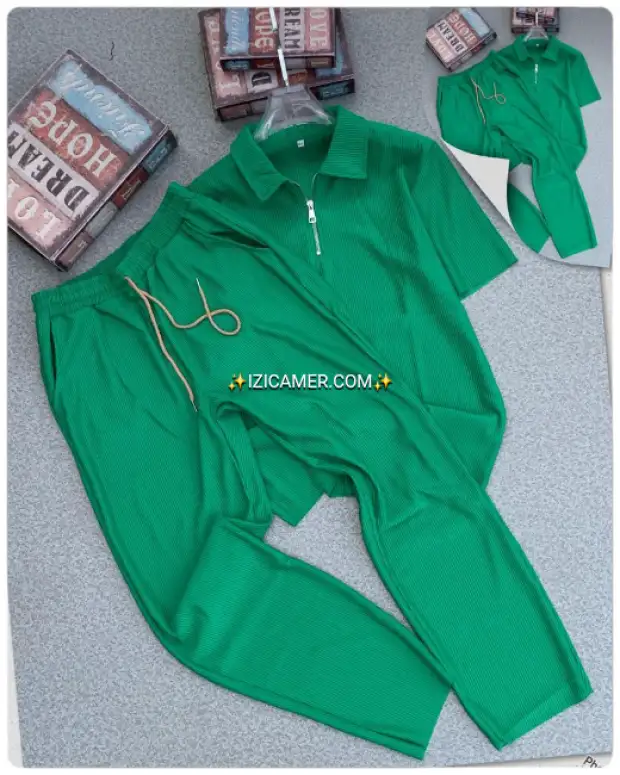 Ensemble vêtements