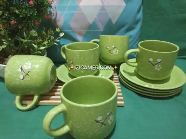12 Pieces  6tasses et  6 sous tasses  beautiful designs | IZICAMER