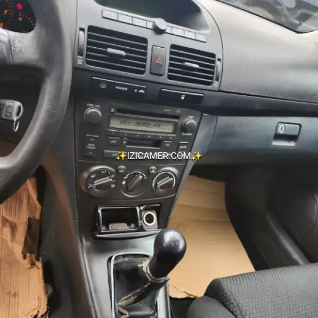 Toyota Avensis 2004 | IZICAMER