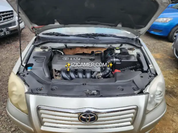 Toyota Avensis 2004 | IZICAMER