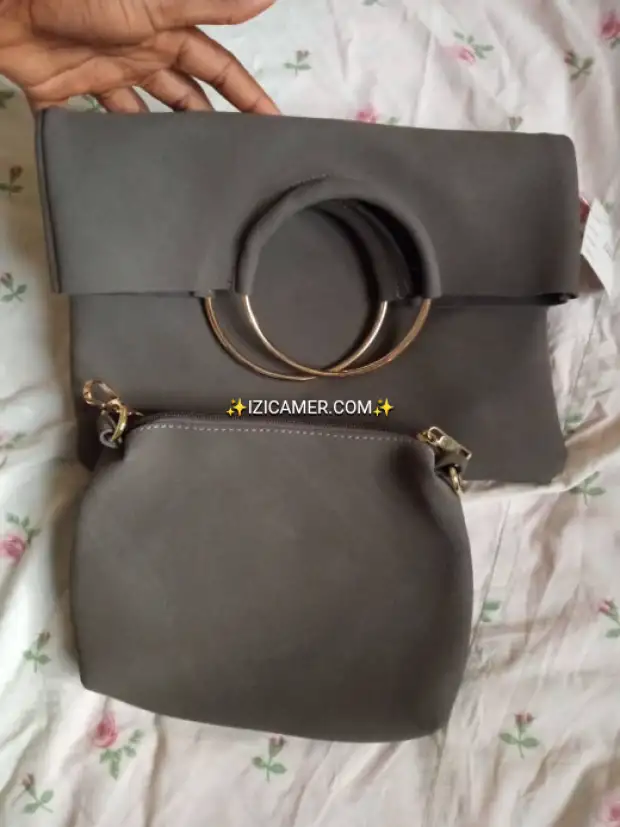 Pochette de main
