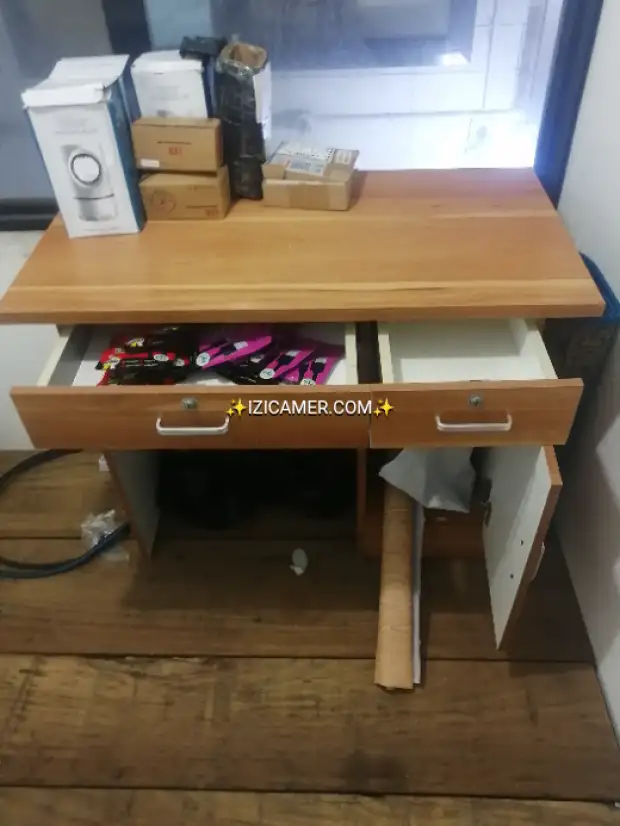 Table bureau