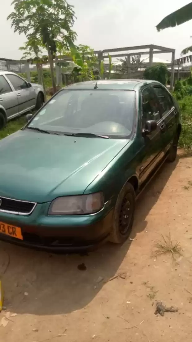 HONDA CIVIC ESSENCE